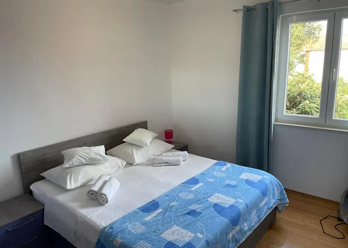 Dumina Apartamento Murter